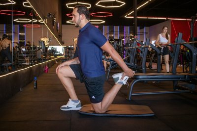 Een ibuprofen na het sporten kan je spiergroei remmen